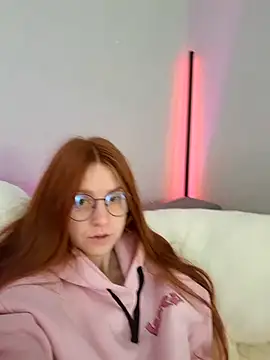 Evarey  online show from 02/10/26, 06:28