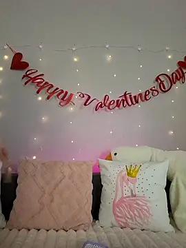 Evarey  online show from 02/19/26, 05:03