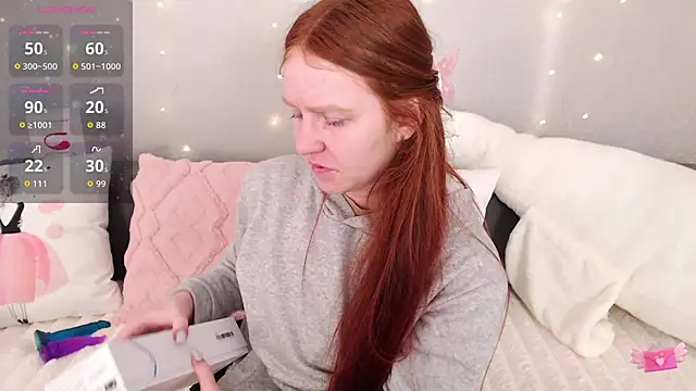 Snapshot of Evarey_ chatting on 05/03/26, 04:07 Evarey online show from 05/03/26, 04:07