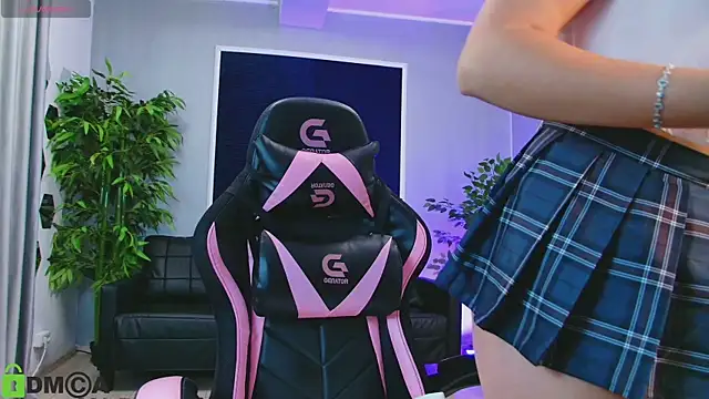 KaiaPearl online show from 11/19/25, 04:12