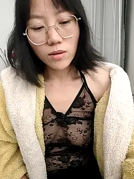 nini10052025 online show from 11/06/25, 02:18