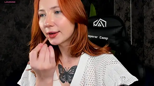 Jennie Cartera online show from 10/26/25, 01:22