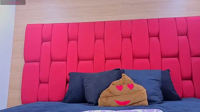 Snapshot of Abby-horny chatting on 10/10/25, 08:52 Abby-horny online show from 10/10/25, 08:52