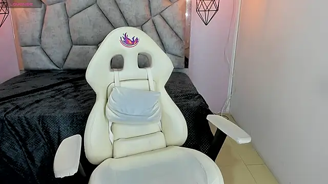 Snapshot of Addyy_02 chatting on 03/27/26, 07:35 Addyy 02 online show from 03/27/26, 07:35