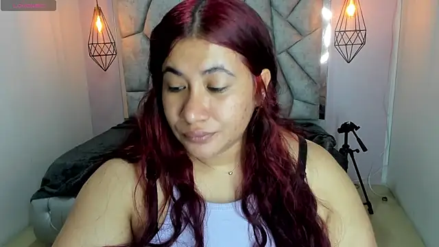 Snapshot of Addyy_02 chatting on 04/04/26, 07:00 Addyy 02 online show from 04/04/26, 07:00