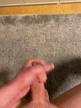 Snapshot of henrik_wbc_06 chatting on 12/02/25, 02:23 henrik wbc 06 online show from 12/02/25, 02:23