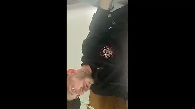 MolleDolle online show from 10/07/25, 09:06