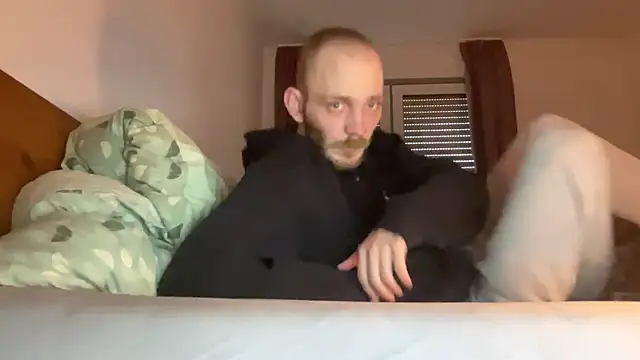 MolleDolle online show from 10/08/25, 02:36