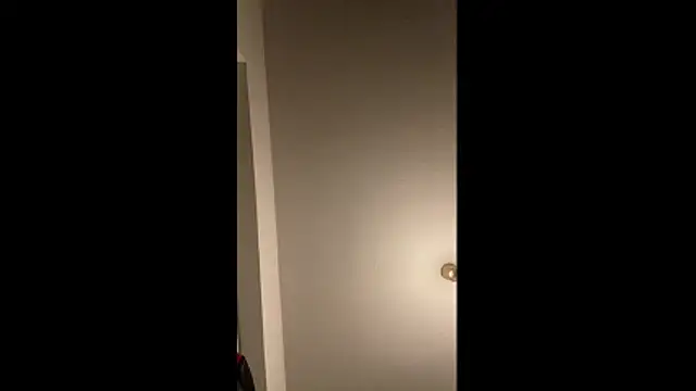 Snapshot of MolleDolle chatting on 04/20/26, 07:59 MolleDolle online show from 04/20/26, 07:59