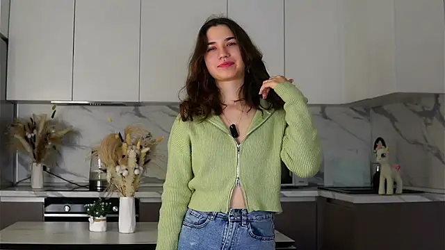 Snapshot of AmmieGerber chatting on 10/11/25, 01:16 AmmieGerber online show from 10/11/25, 01:16