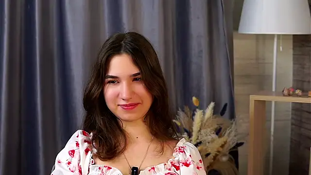 Snapshot of AmmieGerber chatting on 10/13/25, 01:16 AmmieGerber online show from 10/13/25, 01:16