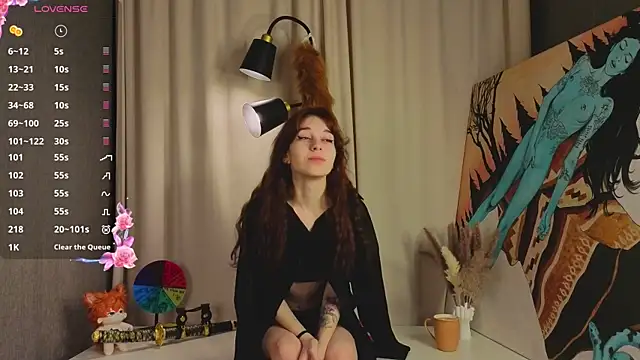 Snapshot of kitsun_ne chatting on 11/26/25, 08:32 kitsun ne online show from 11/26/25, 08:32