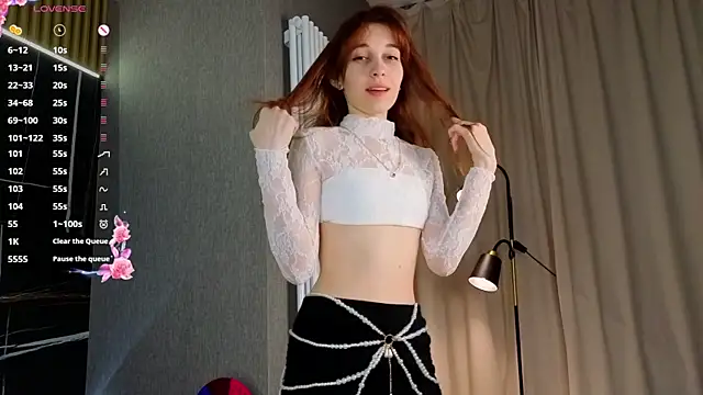 Snapshot of kitsun_ne chatting on 12/14/25, 09:08 kitsun ne online show from 12/14/25, 09:08