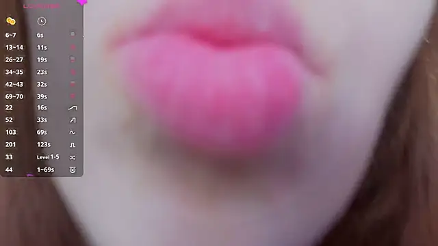 Snapshot of kitsun_ne chatting on 04/13/26, 06:30 kitsun ne online show from 04/13/26, 06:30