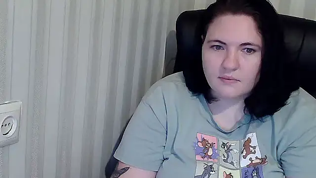 XLisaBlueXs  online show from 10/19/25, 03:01