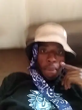 Snapshot of Dedon16 chatting on 02/02/26, 03:33 Dedon16 online show from 02/02/26, 03:33