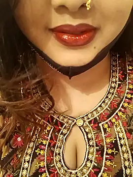 Beauty Queen Soniya online show from 01/13/26, 03:39