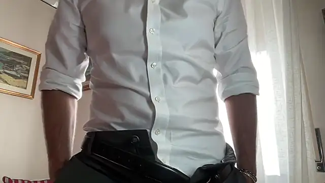 MarioDragon101  online show from 10/15/25, 01:22