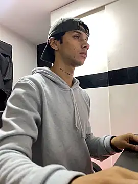 ErosDominant online show from 11/20/25, 01:50