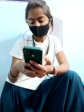 Payal G online show from 11/15/25, 04:14