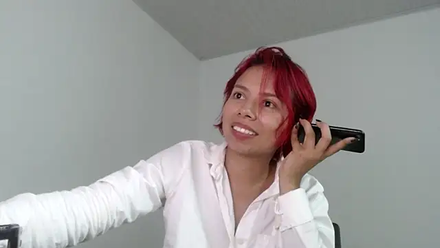 Snapshot of firer-red69 chatting on 10/13/25, 04:23 firer-red69 online show from 10/13/25, 04:23