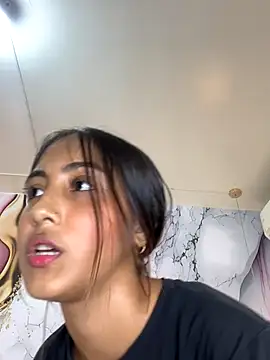 Luna star3 online show from 11/29/25, 06:55