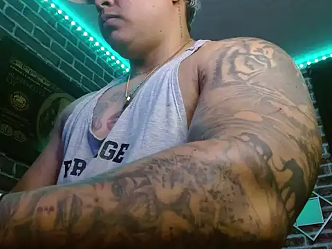 jordan bigcock  online show from 10/09/25, 07:17