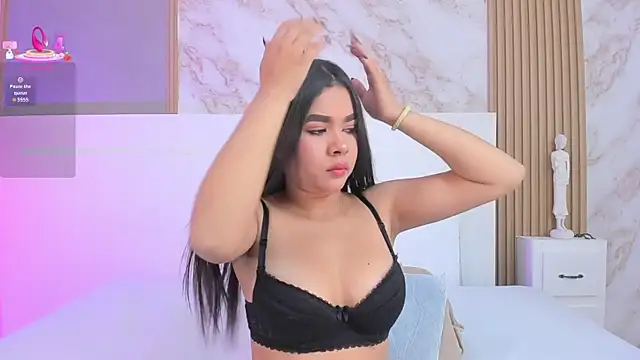 TianaGlow44 online show from 11/11/25, 12:05