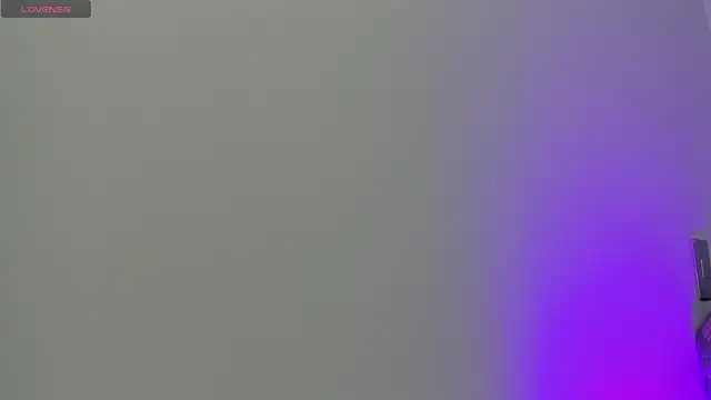 Snapshot of TianaGlow44 chatting on 05/12/26, 11:07 TianaGlow44 online show from 05/12/26, 11:07