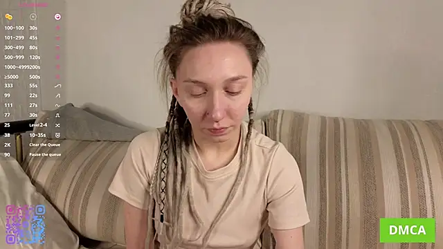 Snapshot of JohnetteConstine chatting on 10/28/25, 05:11 JohnetteConstine online show from 10/28/25, 05:11