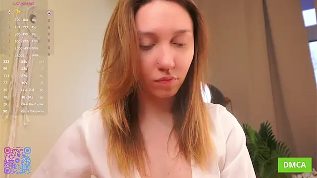 Snapshot of JohnetteConstine chatting on 11/04/25, 05:17 JohnetteConstine online show from 11/04/25, 05:17