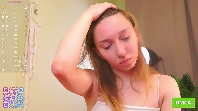 Snapshot of JohnetteConstine chatting on 11/07/25, 05:07 JohnetteConstine online show from 11/07/25, 05:07