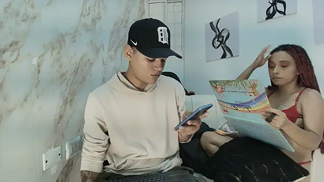 Snapshot of dante_and_kiara chatting on 11/16/25, 08:58 dante and kiara online show from 11/16/25, 08:58