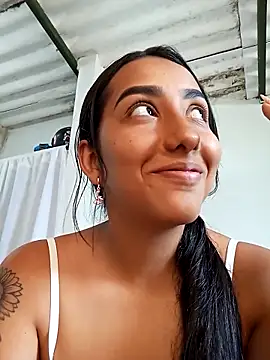 Snapshot of Queen_sofya chatting on 01/06/26, 06:33 Queen sofya online show from 01/06/26, 06:33