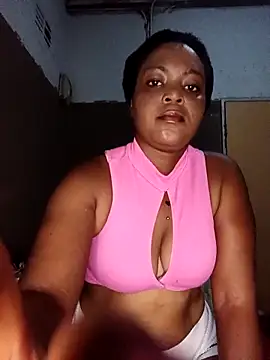 Snapshot of sexy-Luke chatting on 10/09/25, 04:38 sexy-Luke online show from 10/09/25, 04:38