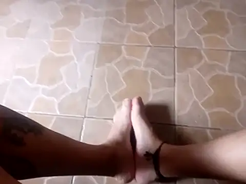 Snapshot of Dagor45 chatting on 11/08/25, 05:12 Dagor45 online show from 11/08/25, 05:12