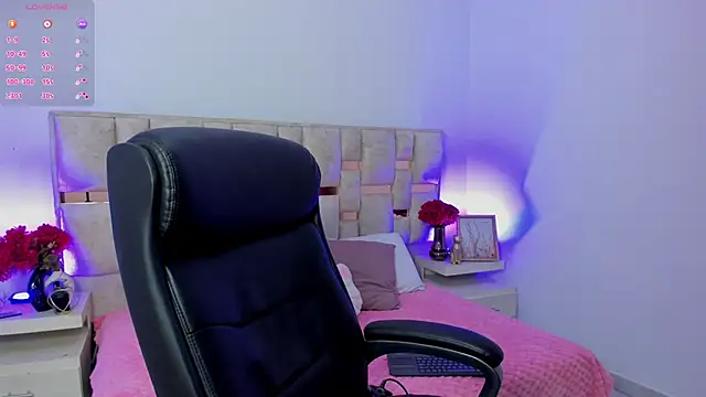 Snapshot of Daniel_Suarez18 chatting on 10/15/25, 09:59 Daniel Suarez18 online show from 10/15/25, 09:59