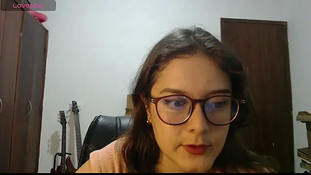 Snapshot of CarlaLorez chatting on 04/02/26, 01:58 CarlaLorez online show from 04/02/26, 01:58