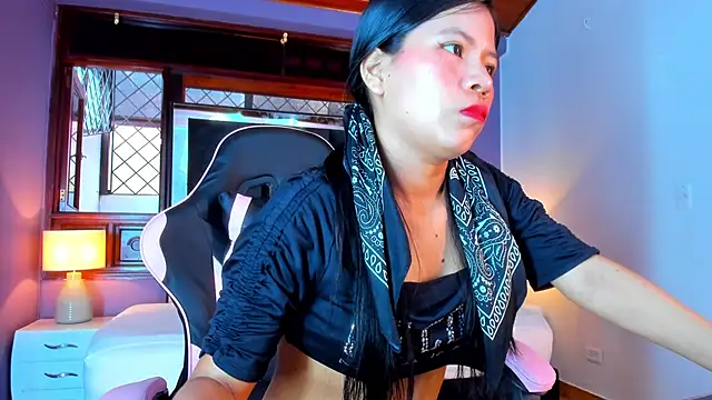 alissa  petite online show from 10/18/25, 11:33