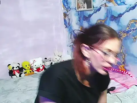 Snapshot of cerecita_anna chatting on 10/22/25, 09:25 cerecita anna online show from 10/22/25, 09:25