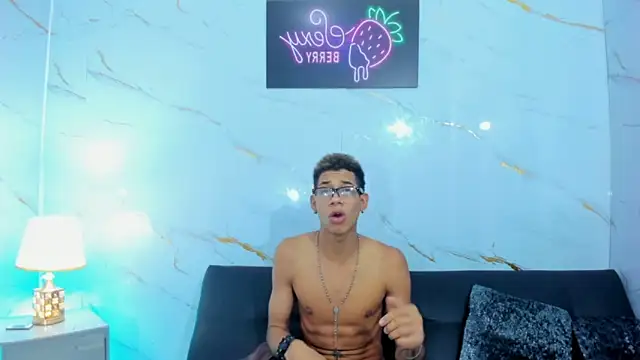 Little nicoll online show from 02/23/26, 11:24