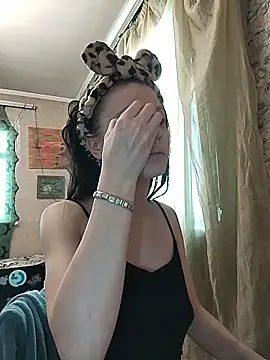 Lady Elsa Snow online show from 12/02/25, 10:09