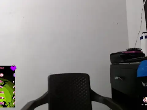 Snapshot of Damara_Rolands- chatting on 10/22/25, 06:29 Damara Rolands- online show from 10/22/25, 06:29