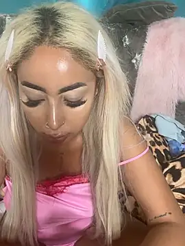 zara bellexx online show from 04/09/26, 10:53