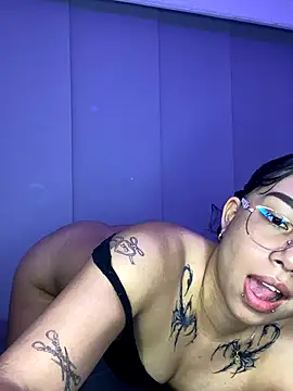 Scarlett Rave online show from 10/12/25, 01:26