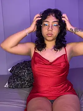 Scarlett Rave online show from 10/13/25, 04:23