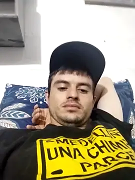 perrongo21 online show from 10/29/25, 07:26