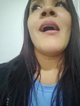 karla-bruni online show from 02/22/26, 09:02