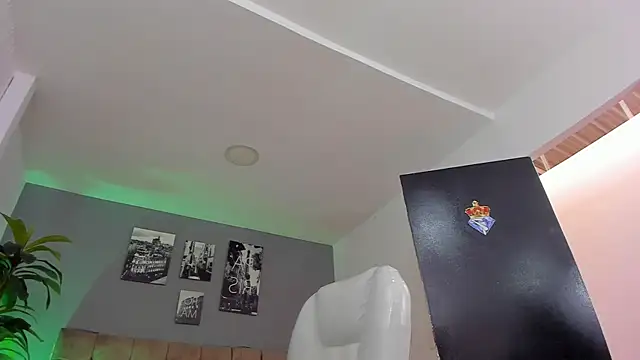 Snapshot of Vannelope_bigboobs chatting on 11/07/25, 12:16 Vannelope bigboobs online show from 11/07/25, 12:16