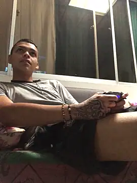 Snapshot of nexus0_o chatting on 10/20/25, 12:38 nexus0 o online show from 10/20/25, 12:38